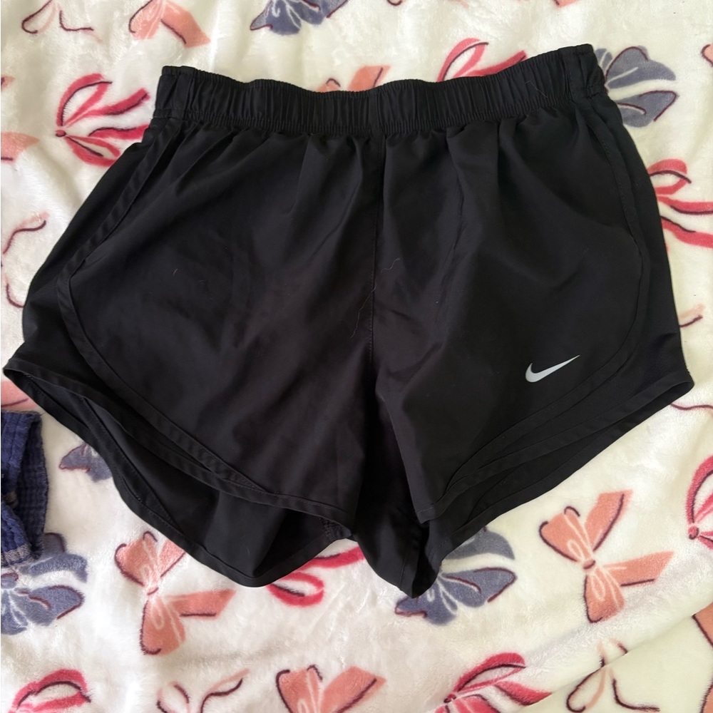 Nike Black Athletic Shorts with Lightweight Fabric and Elastic Waistband